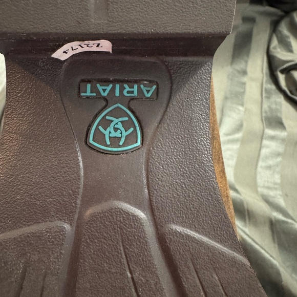 Ariat Brown Leather Western Boots with Turquoise Accents - Picture 2 of 3